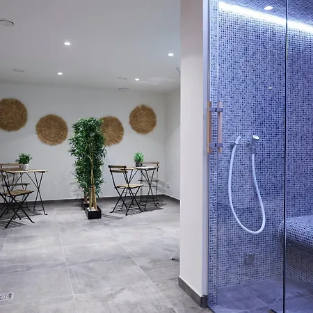 Bernstein & Breakfast 14